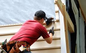 Best Engineered Wood Siding  in Monmouth, IL